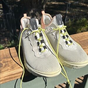 Ecco Women's Green and Black Sneakers